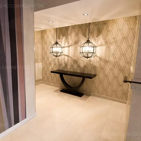 Sparkle Daire Cannes